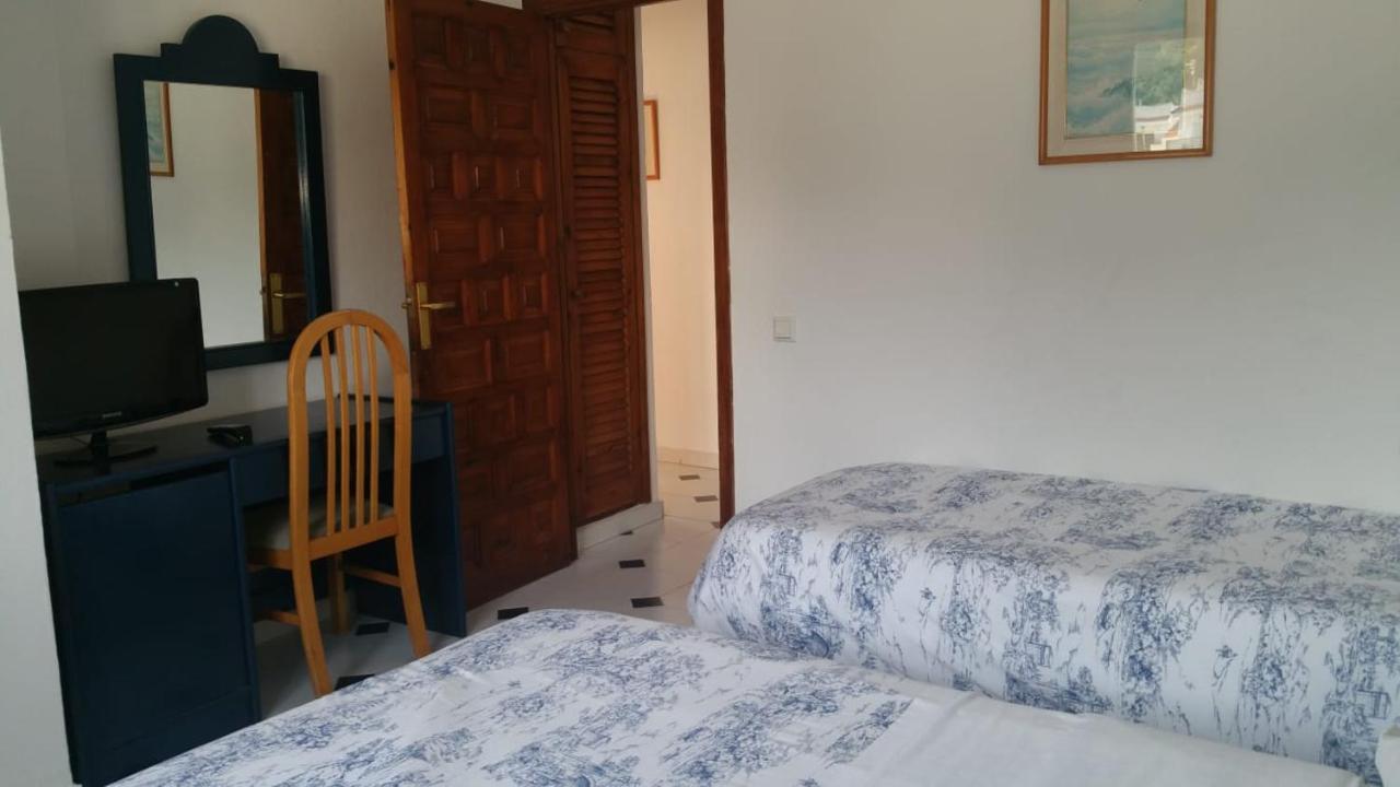 Es Grop Apartments Portinatx Eksteriør billede